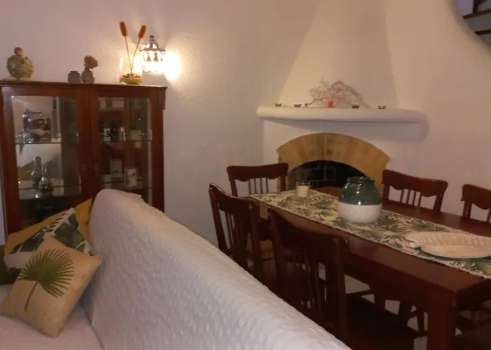 Mourisca * Porches (Algarve)